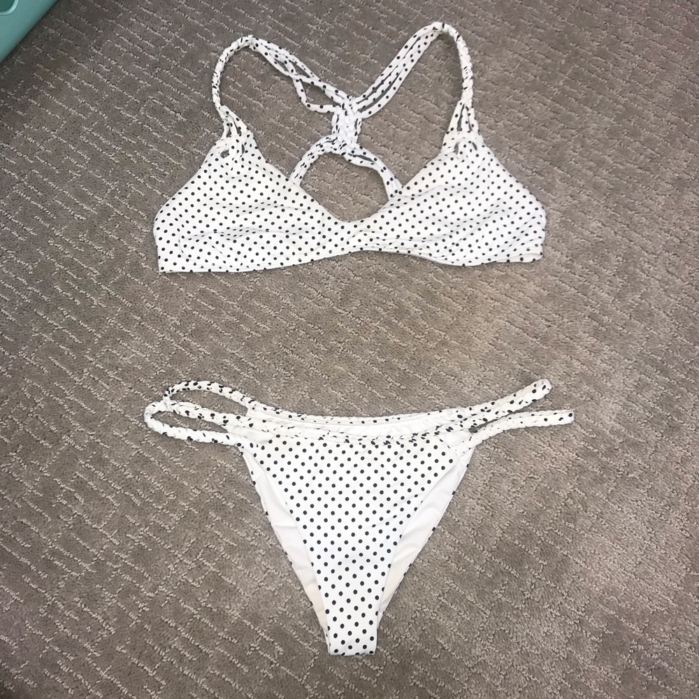 Frankie’s bikinis set🔥🔥